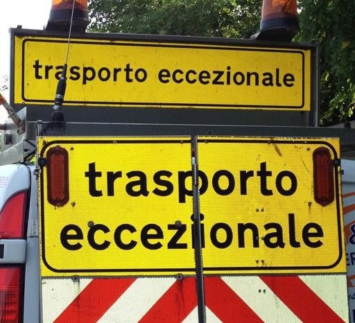 Autostrade blocca a sorpresa i trasporti eccezionali sulla A26