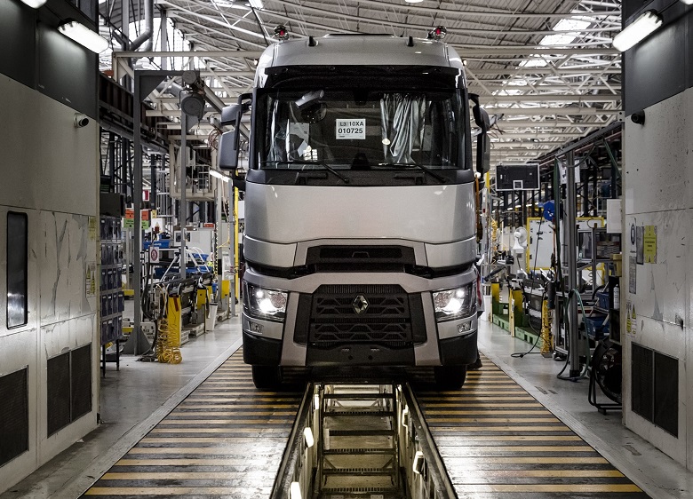 Renault Trucks interrompe l'attività dei suoi stabilimenti in Francia