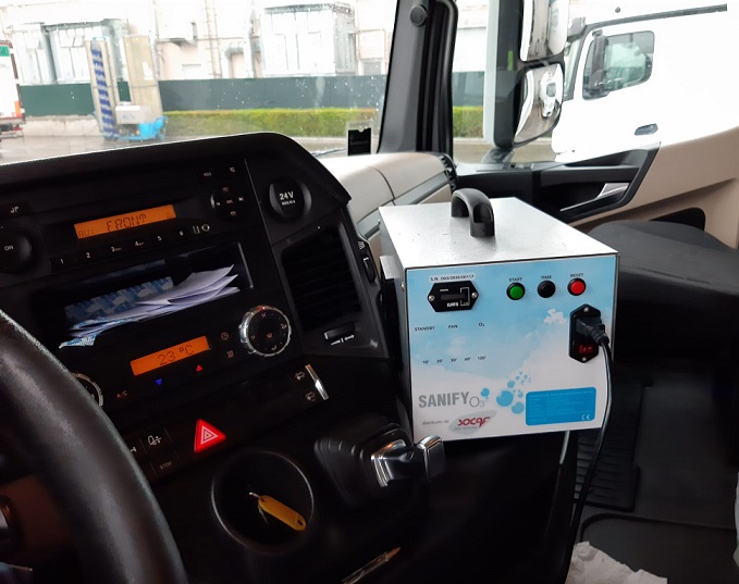 Camion sanificati con l'ozono, i trasportatori proteggono se stessi e i clienti