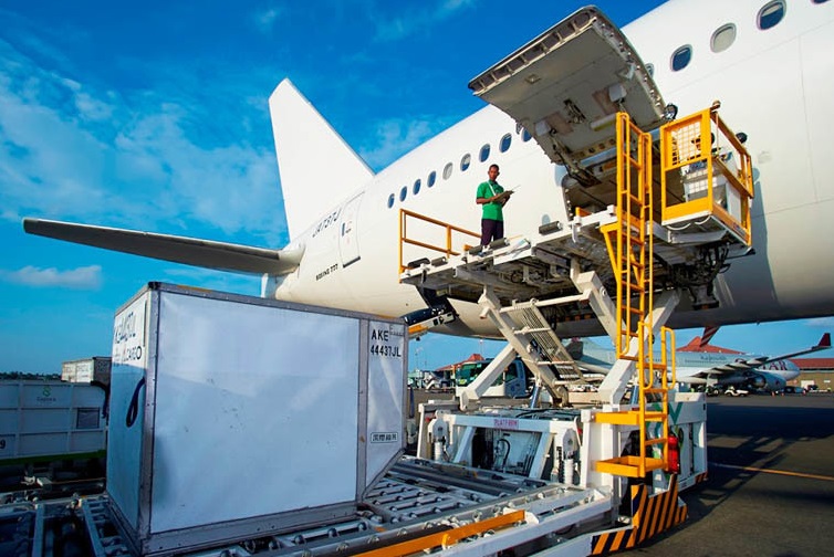 Cargo aereo negativo anche a febbraio