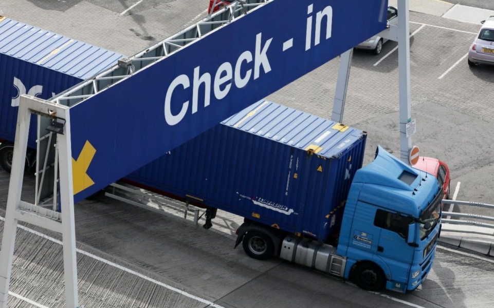 Sette associazioni dei trasporti e della logistica chiedono un prolungamento del periodo di transizione per la Brexit