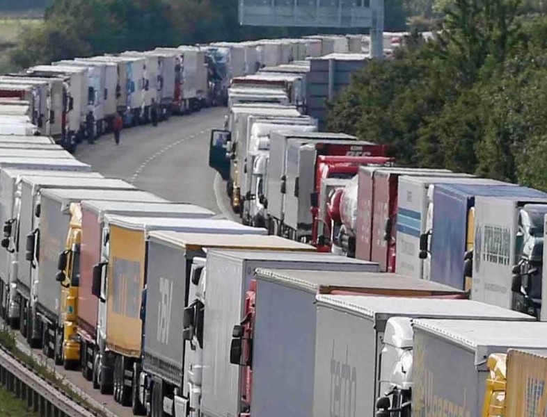 Austria, limitazioni ai tir. Conftrasporto:''Ora basta!''