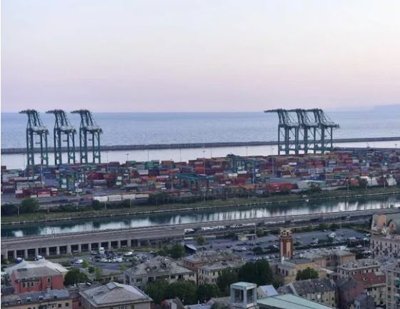 Psa Genova, installato nuovo monitor per gli autotrasportatori