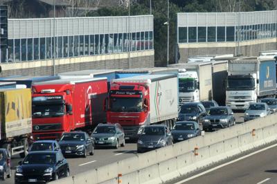 European Clean Trucking Alliance, 18 aziende e organizzazioni chiedono camion emissioni zero