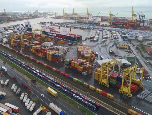 Porti: a Livorno progetto 5G Ericsson taglia Co2 e costi