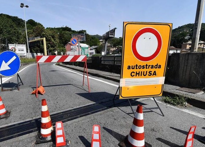 A26: chiusura della galleria Lagoscuro, mezzi pesanti reindirizzati sulla D26