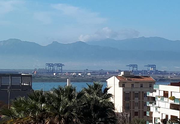 Porti: Cagliari, un'agenzia per salvare i 200 lavoratori