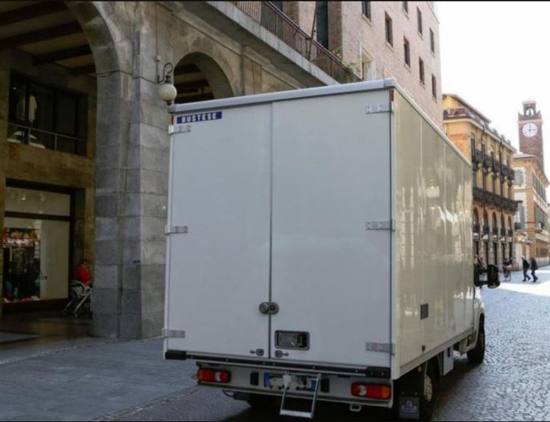 Conftrasporto-Fai al Governo: ''Via i divieti festivi e le Ztl''