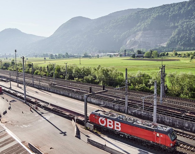 Ferrovie: le ÖBB abbassano i prezzi delle RoLa al Brennero