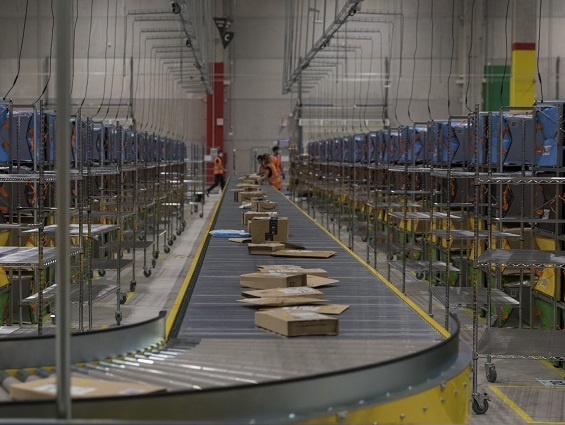 L'autoparco di San Salvo diventerà un centro logistico per Amazon
