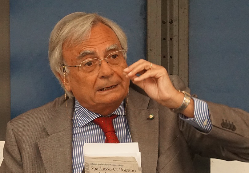 Vaccino, Uggé: ''Il governo interpelli gli esperti di logistica e trasporti''