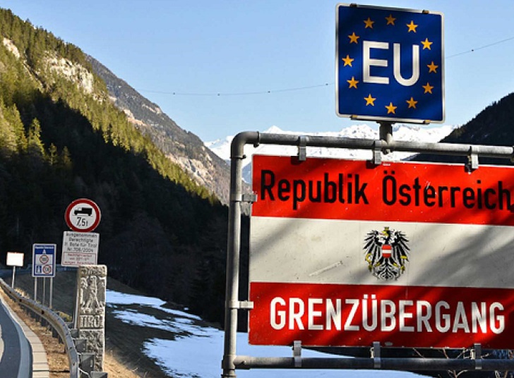 Austria: pedaggi in aumento dal 2021 ed estensione divieto di transito in A12