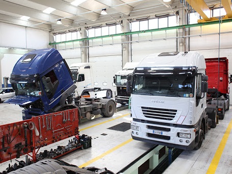 Revisioni dei tir: le officine non potranno farle e si rischia la paralisi