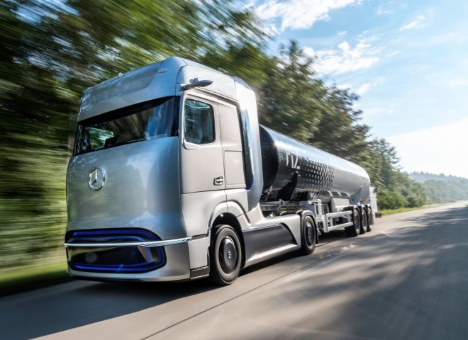 Linde e Daimler Truck AG cooperano nel campo della tecnologia per il rifornimento di idrogeno liquido dei truck