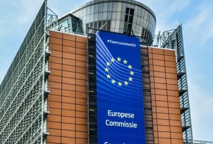 La Commissione Europea propone di prorogare la validità di patenti, attestati e certificati