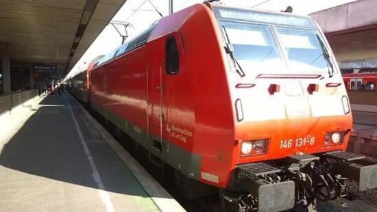 Sciopero nazionale e disagi logistici: rallentano i corrieri, treno, aerei