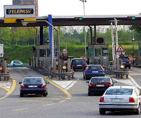 Mit: dal 1° gennaio 2021 nessun incremento pedaggi sul 98 per cento della rete autostradale