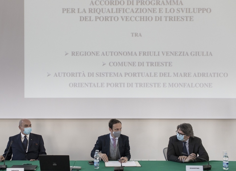 Trieste: firmato l'accordo di programma per la riqualificazione e lo sviluppo del Porto Vecchio