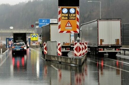 Friuli Venezia Giulia, controlli anti Covid-19 alla frontiera con la Repubblica di Slovenia