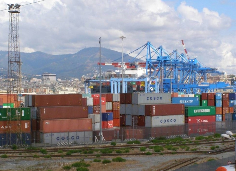 Genova, aperto il bando per il progetto ''Conducenti nel trasporto containerizzato''