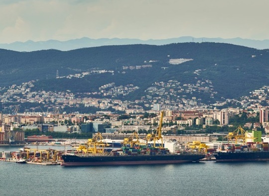 Lavoro in porto Trieste, nuovo record