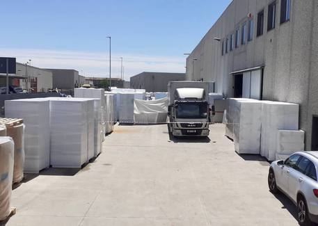 Lavoratore travolto e ucciso da un camion in retromarcia
