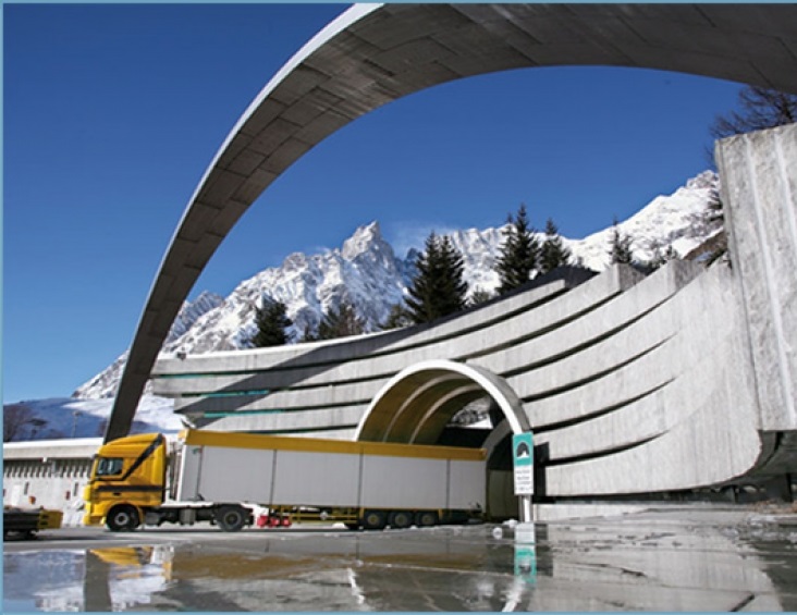 Monte Bianco, pubblicato il calendario dei mesi di giugno-luglio 2021