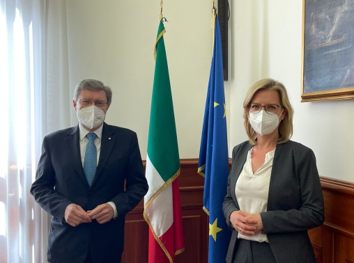 Il Ministro Enrico Giovannini ha ricevuto l’omologa austriaca Leonore Gewessler