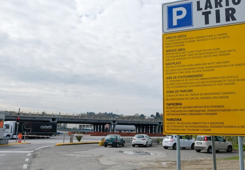 Como: il Parking Lario tir si paga con il Telepass