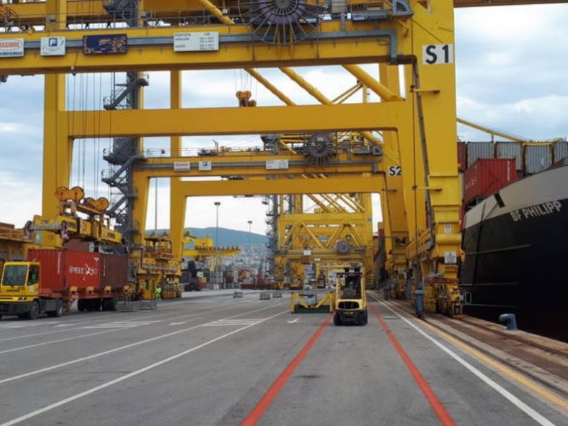 Porti: Bellanova, con logistica sono chiavi per la ripresa