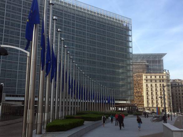 L' Ue apre una procedura contro l' Italia sul regolamento per i porti