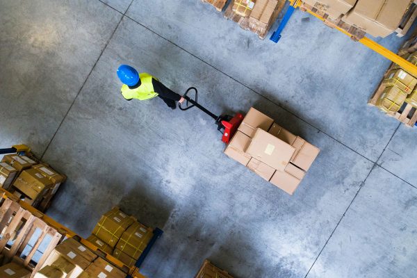 La tragedia del lavoro debole e non governato in questi ultimi dieci anni
