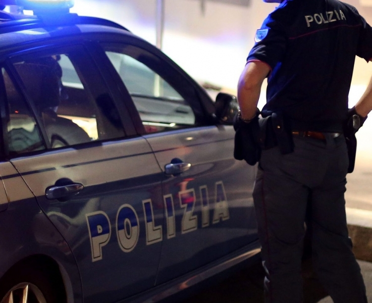 Napoli, arrestati 18 membri della gang che rapinava i furgoni