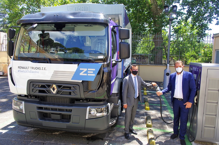 Renault Trucks Italia ed Enel x insieme per la diffusione della mobilità elettrica in italia