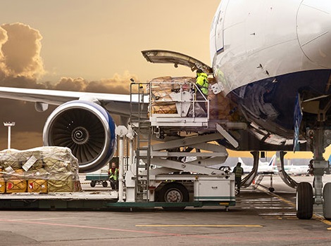 Primo semestre positivo per il cargo aereo: miglior performance dal 2017