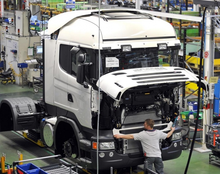 Chip shortage, Scania stoppa la produzione di camion in tre Paesi