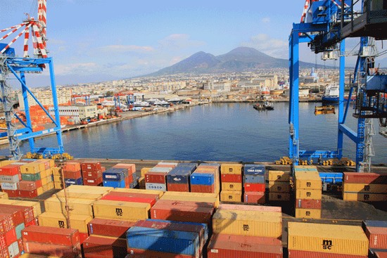 Nel solo secondo trimestre del 2021 il traffico delle merci nel porto di Palermo è cresciuto del +12,8 per cento
