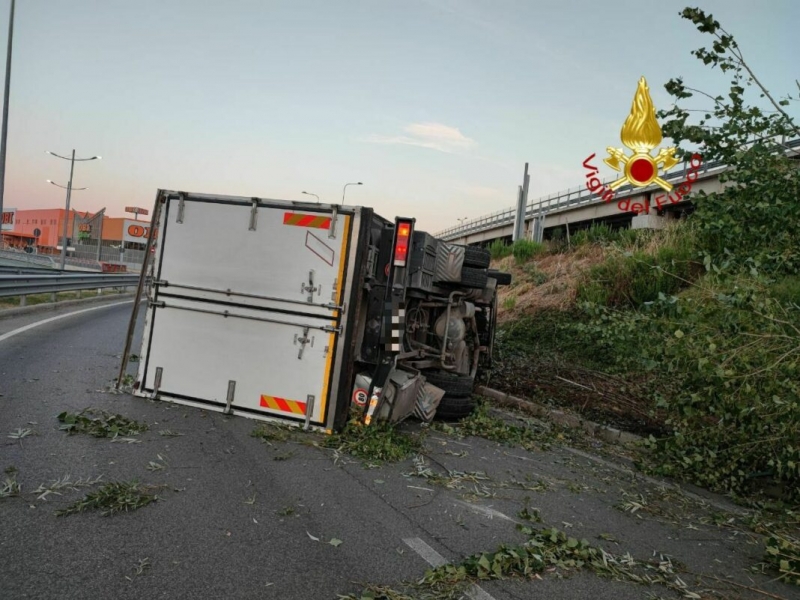 Franchini, Ruote Libere: ''Autotrasportatori costretti a lavorare oltre i 70 anni per necessità: ennesima dimostrazione di un settore non attrattivo''