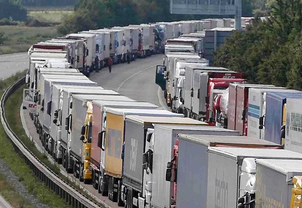 Brennero: associazioni, illegittime le restrizioni austriache al traffico pesante