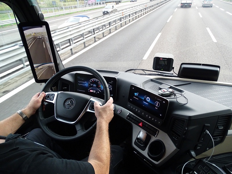 Uiltrasporti: ''Mancano autisti, non sono pagati abbastanza''