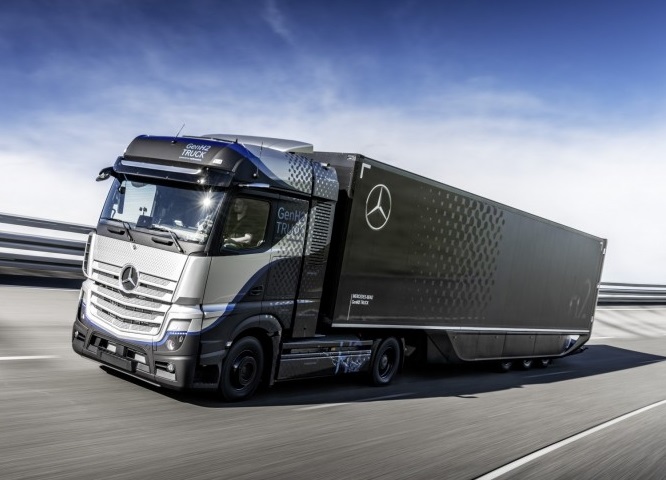 Mercedes-Benz Trucks Italia a Ecomondo 2021: tradizione, innovazione e sostenibilità verso il futuro a zero emissioni