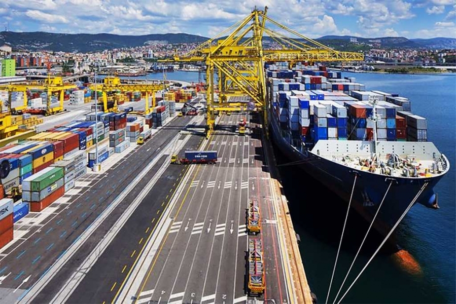 Porto di Trieste, crescono i volumi totali: +0,42 per cento