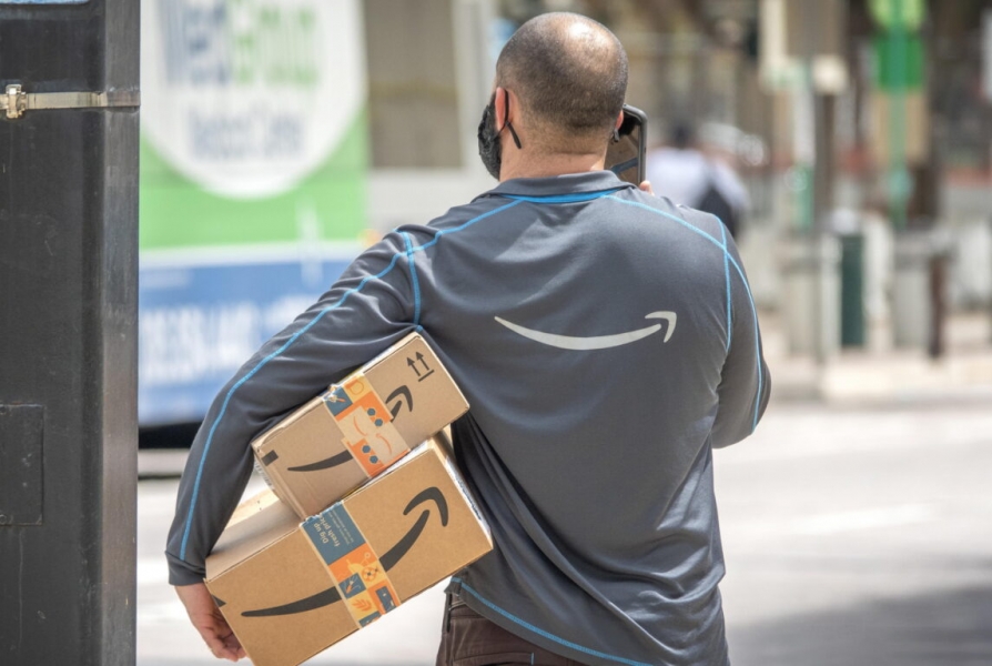 Amazon, corrieri in sciopero per il Black Friday