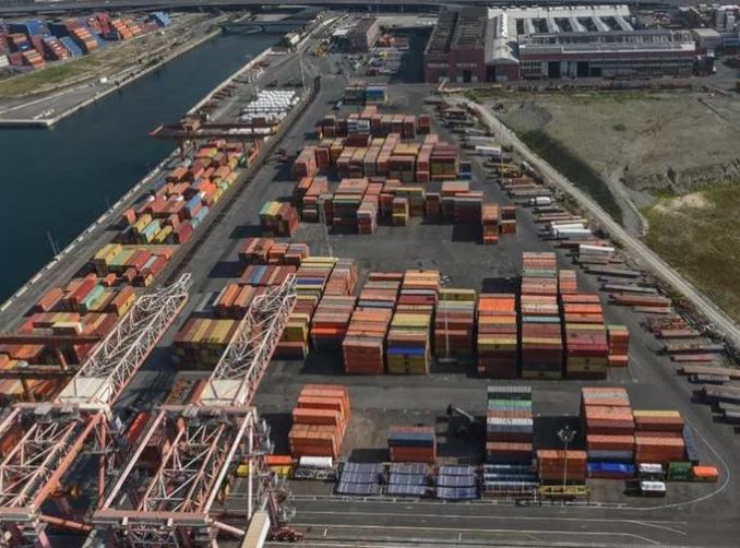 Svizzera e Italia scambiano ogni settimana beni per un miliardo di franchi