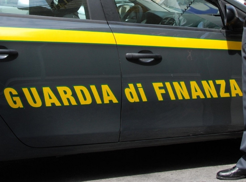 Contrabbando gasolio, a Bolzano condanne per 33 anni