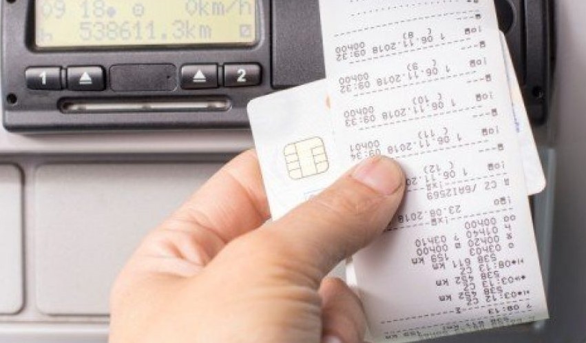 Passaggio frontiere: arriva l’obbligo dell’annotazione sul tachigrafo digitale