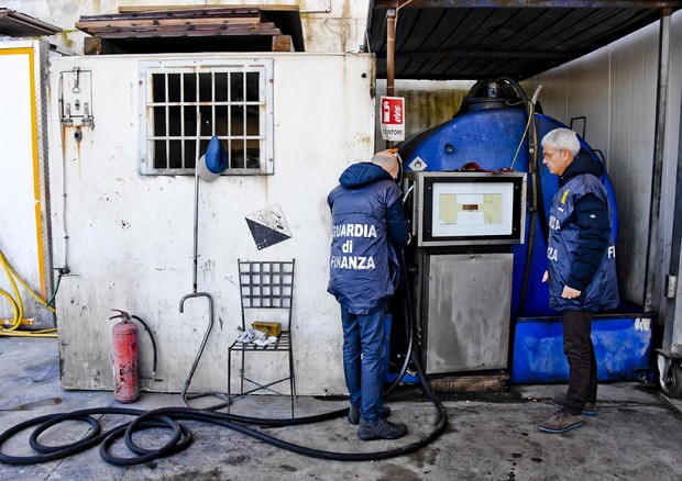 Gasolio fuori legge, sequestrate oltre 13 mila tonnellate di carburante
