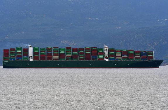 Srm, trasporti commerciali via mare lenti e costosi causa covid