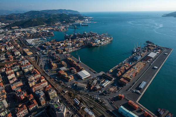 Porto Spezia-Modena: nuovo ''fast corridor'' per snellire l'import