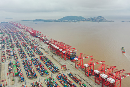 Shanghai al lavoro per migliore efficienza logistica